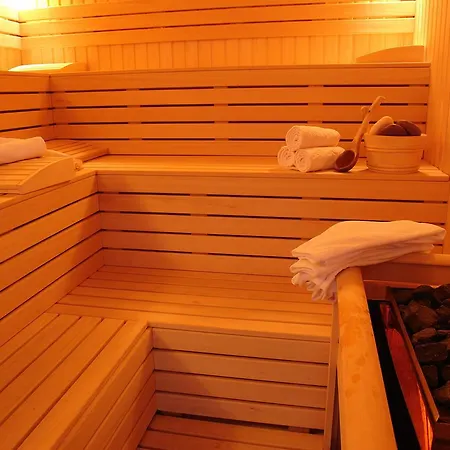 Summer Rose Hotel Side