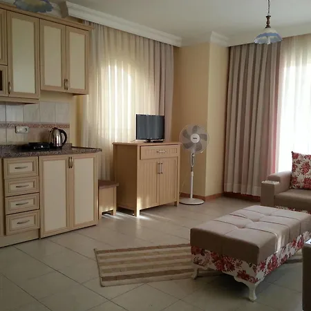 Summer Rose Hotel 3*