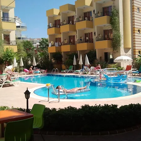 Summer Rose Hotell 3*