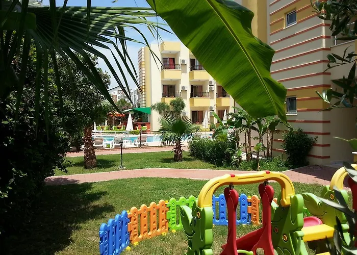 Summer Rose ホテル シダ