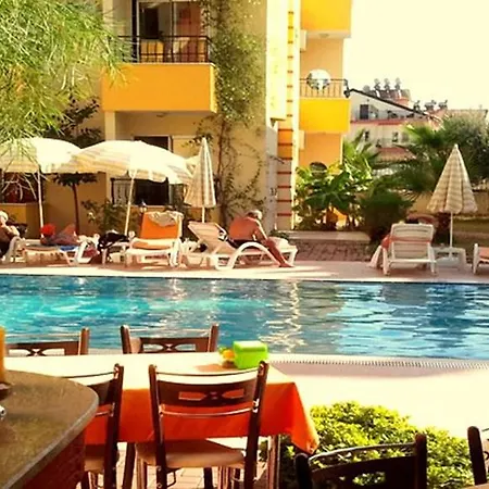 Hotel Summer Rose Sidé
